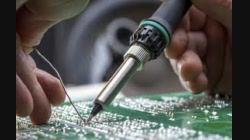 How to use soldering iron